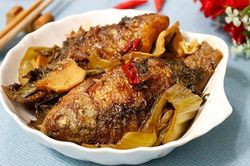 Cá diếc sông Đình
