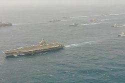 Mỹ - Iran 'đấu' phí quá cảnh qua eo biển Hormuz