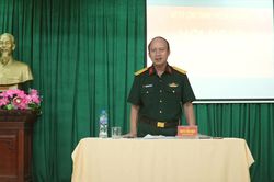 Kịp thời th&aacute;o gỡ kh&oacute; khăn cho lực lượng t&igrave;m kiếm, quy tập h&agrave;i cốt liệt sĩ