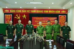 Điện Biên: Bàn giao, tiếp nhận vũ khí, vật liệu nổ và công cụ hỗ trợ