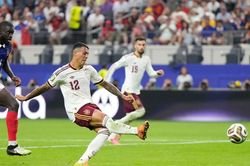 Trực tiếp bán kết Pháp vs Tây Ban Nha 0-2 (hiệp 2): Chưa có bàn thắng cho Mbappe