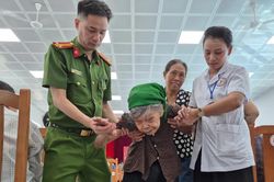 Những câu chuyện xúc động chỉ có tại điểm thu nhận mẫu sinh phẩm ADN của thân nhân liệt sĩ