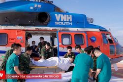 Xuyên đêm đưa bệnh nhân chấn thương từ đảo về bờ