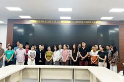 Khi danh hiệu Thầy thuốc ưu tú bị hoen ố bởi đồng tiền của 'bà trùm' và nhóm tội phạm
