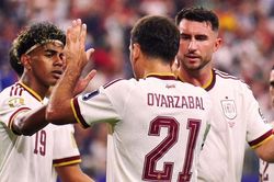 Tây Ban Nha hạ gục Pháp vào chung kết World Cup: Quyền uy 'La Roja'