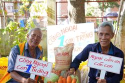 Vầng Trăng Khuyết - h&agrave;nh tr&igrave;nh 1 năm nhiều 'm&ugrave;a trăng' đồng h&agrave;nh người yếu thế