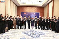 S&aacute;ng mai (16/7) sẽ diễn ra Hội nghị VKSND c&aacute;c tỉnh c&oacute; chung đường bi&ecirc;n giới Việt Nam v&agrave; L&agrave;o lần thứ 8