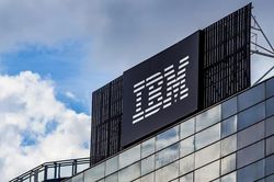 Tập đoàn công nghệ IBM 'bốc hơi' gần 25% giá trị sau cú sốc AI