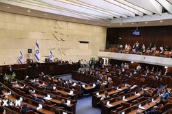 Israel thử nghiệm phân luồng đường phố theo giới tính tại Bnei Brak
