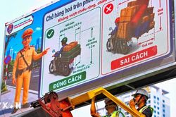 H&agrave; Nội ch&iacute;nh thức vận h&agrave;nh 36 m&agrave;n h&igrave;nh LED cảnh b&aacute;o giao th&ocirc;ng