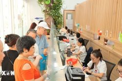 Bộ Y tế triển khai 100 ng&agrave;y bảo đảm mỗi người d&acirc;n c&oacute; Sổ sức khỏe điện tử