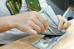Tỷ giá hôm nay 15/7: Giá USD đi ngang