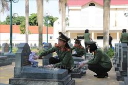 Chung tay chăm lo người c&oacute; c&ocirc;ng bằng những việc l&agrave;m nghĩa t&igrave;nh