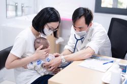 Adenovirus tăng gấp 3 lần, cha mẹ cần quan tâm đến các dấu hiệu cảnh báo nặng