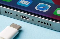 Những th&oacute;i quen sạc pin sai lầm l&agrave;m giảm tuổi thọ thiết bị di động m&agrave; người d&ugrave;ng cần tr&aacute;nh