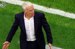 Pháp lỡ hẹn chung kết, HLV Deschamps chỉ trích trọng tài không đủ trình độ bắt bán kết World Cup
