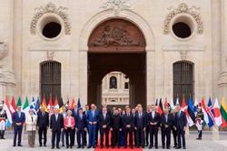 Bulgaria rút khỏi liên minh ủng hộ Ukraine