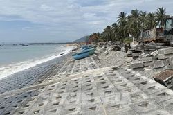 Đẩy nhanh dự &aacute;n k&egrave; biển, chặn nguy cơ biển x&acirc;m thực tại Đắk Lắk