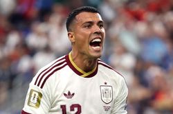 T&acirc;y Ban Nha thắng thuyết phục Ph&aacute;p, gi&agrave;nh v&eacute; v&agrave;o chung kết World Cup 2026