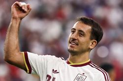 Tuchel và Scaloni ngả mũ trước tuyển Tây Ban Nha