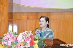 Đồng ch&iacute; Ch&acirc;u Thị Mỹ Phương: Qu&aacute;n triệt v&agrave; thực hiện hiệu quả phương ch&acirc;m 'Đi trước mở đường, đi c&ugrave;ng thực hiện, đi sau tổng kết'