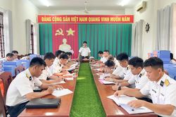 Vùng 4 Hải quân kiểm tra hoạt động công tác đảng, công tác chính trị tại Lữ đoàn 162