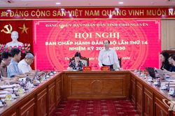 N&acirc;ng cao năng lực l&atilde;nh đạo thực hiện nhiệm vụ ch&iacute;nh trị