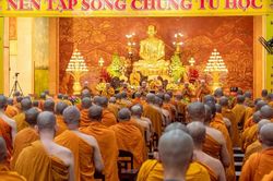 Hơn 300 Tăng Ni hệ ph&aacute;i Khất sĩ tham dự Kh&oacute;a bồi dưỡng trụ tr&igrave; Phật lịch 2570 tại ph&aacute;p viện Minh Đăng Quang