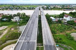 Ninh Bình tăng tốc lập quy hoạch, hướng tới thành phố trực thuộc Trung ương trước năm 2030