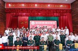 Tổng B&iacute; thư, Chủ tịch nước: Thực hiện đầy đủ, kịp thời ch&iacute;nh s&aacute;ch với người c&oacute; c&ocirc;ng v&agrave; th&acirc;n nh&acirc;n