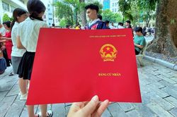 Chuẩn đầu ra đại học: AI, năng lực số, ngoại ngữ và khả năng thích ứng học tập suốt đời
