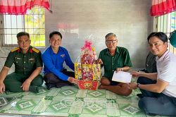 Th&aacute;ng Bảy tri &acirc;n