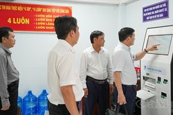 Giám sát công tác cải cách hành chính tại xã Sông Đốc