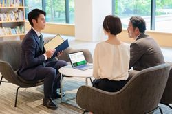 Manulife ph&aacute;t triển đội ngũ tư vấn t&agrave;i ch&iacute;nh - bảo hiểm thế hệ mới