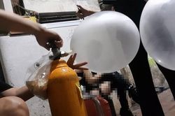 Ch&iacute;nh phủ đề xuất cấm kinh doanh b&oacute;ng cười