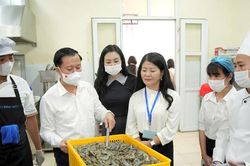 Hà Nội triển khai HanoiCheck, tăng tốc số hóa quản lý an toàn thực phẩm học đường