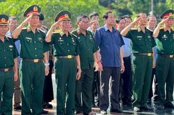 Tiếng chu&ocirc;ng b&aacute;t nh&atilde; h&ograve;a c&ugrave;ng kh&aacute;t vọng tri &acirc;n