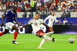 Thắng Pháp 2-0, Tây Ban Nha thẳng tiến vào chung kết World Cup 2026