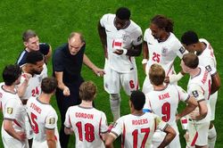 Hứng chỉ trích nặng nề, HLV Thomas Tuchel vẫn nói cứng