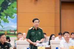 Trình Luật Phòng, chống phổ biến vũ khí hủy diệt hàng loạt và xem xét sửa 10 luật về nông nghiệp, môi trường