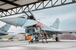 Tiêm kích Eurofighter Tranche 4 'cách mạng hóa' cất cánh lần đầu tiên