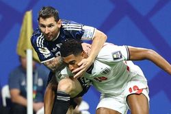 Bellingham thừa nhận sai lầm khi khi&ecirc;u kh&iacute;ch Messi