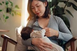 5 loại thảo dược quen thuộc giúp 'sữa về' nhanh cho mẹ mới sinh