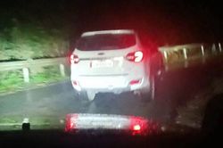 Xe cấp cứu bị cản đường gần 5km, bệnh nhân tử vong trên đường đi