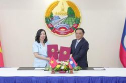 Việt Nam - L&agrave;o k&yacute; bản ghi nhớ hợp t&aacute;c về c&ocirc;ng t&aacute;c kiều d&acirc;n giai đoạn 2026-2030