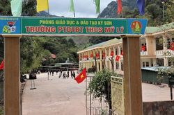 Nghệ An rà soát, sắp xếp mạng lưới cơ sở giáo dục công lập