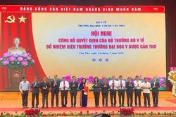 C&ocirc;ng bố quyết định bổ nhiệm nữ Hiệu trưởng Trường đại học Y Dược Cần Thơ
