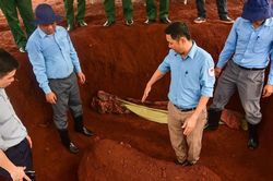 T&igrave;m th&acirc;n nh&acirc;n liệt sĩ hy sinh tại Minh Đức, th&agrave;nh phố Đồng Nai