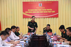 Tọa đàm 'Đa dạng các hình thức tuyên truyền, vận động nhân dân chấp hành pháp luật' tại Bộ CHQS tỉnh Lào Cai