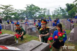 H&agrave; Tĩnh tổ chức chương tr&igrave;nh 'Hoa d&acirc;ng mộ liệt sĩ' năm 2026